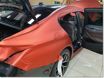 BMW 530e 무광레드크롬 전체랩핑 무광크롬 크롬랩핑