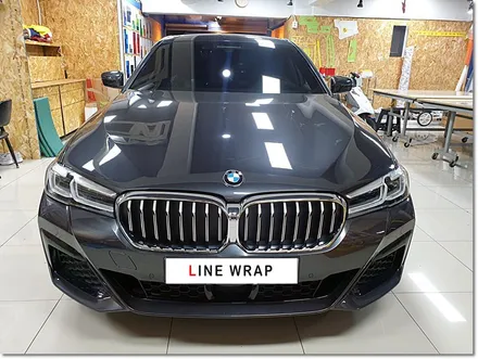 BMW 530e 무광레드크롬 전체랩핑 무광크롬 크롬랩핑