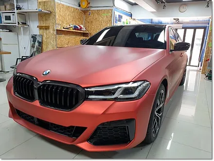 BMW 530e 무광레드크롬 전체랩핑 무광크롬 크롬랩핑