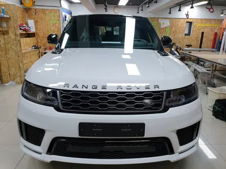 색다른 느낌 랜드로버 레인지로버 스포츠 루프스킨 (투톤랩핑)