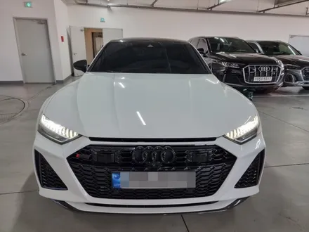 아우디 RS7 루프스킨