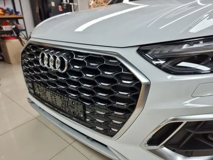 2022 아우디 Q5  크롬죽이기
