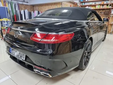벤츠 s63 쿠페  화이트 전체랩핑 컬러안전벨트 시공
