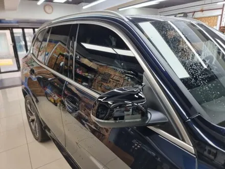 BMW X5 윈도우크롬 루프랙 랩핑