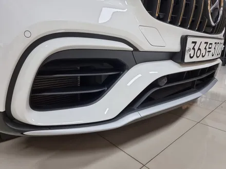 벤츠 GLC63S AMG(AMG GLC클래스) 카본포인트랩핑