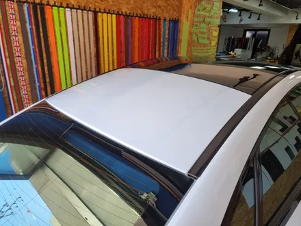 고성능 세단 벤츠 E53AMG 블랙PPF루프스킨 + 카본스포일러랩핑