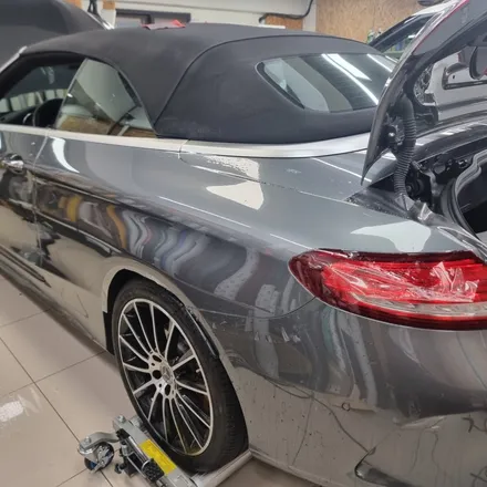 벤츠 C클래스 쿠페 운전석 앞뒤범퍼 앞휀다 뒷휀다 PPF시공(C43AMG)