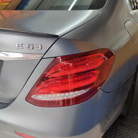 E63 amg 크롬죽이기,카본랩핑 (그릴+윈도우크롬+트렁크크롬+도어캐치+테일램프라이트필름)