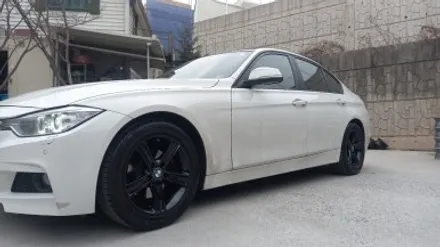 BMW F30 3시리즈 네비팩 차량 17인치순정휠 유광블랙 분체도장휠 장착후기 / 시흥시 대야동