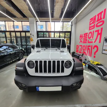 랭글러데칼,랭글러랩핑,글레디에이터,글레디에이터카모,카모랩핑,카모플라주랩핑,데칼전문,데칼,포인트랩핑,수원랩핑,화성랩핑,카스킨전문점, 팀라비드, 팀라비드카스킨,수입차랩핑,수입차전문점 / 화성 봉담읍