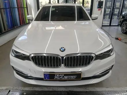 BMW 5시리즈 신형 컨버전 M 범퍼 교체 AR 고광택 블랙 랩핑 / 화성 봉담