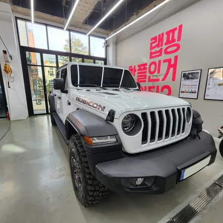 랭글러데칼,랭글러랩핑,글레디에이터,글레디에이터카모,카모랩핑,카모플라주랩핑,데칼전문,데칼,포인트랩핑,수원랩핑,화성랩핑,카스킨전문점, 팀라비드, 팀라비드카스킨,수입차랩핑,수입차전문점 / 화성 봉담읍