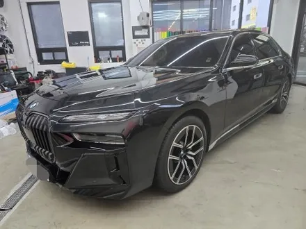 BMW 7시리즈 740i 무광 PPF 전체 시공 → 유광 블랙에서 매트 블랙 완전 변신 & 크롬 딜리트 / 화성 봉담