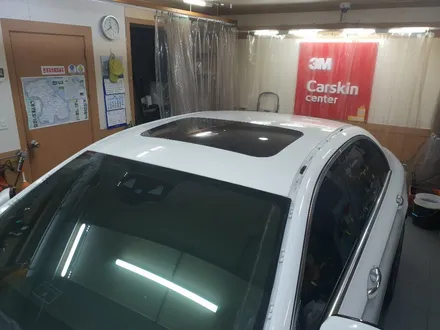 벤츠E300 루프스킨 , 루프스킨, 3M루프스킨 , 3M 유광블랙, 루스스킨전문점 , 팀라비드 , 수지랩핑 , 용인랩핑 , 용인루프스킨 / 화성 봉담
