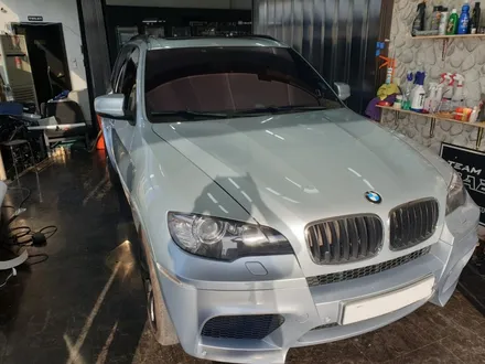 bmw x5m전체랩핑, x5m, 전체랩핑, 카스킨, ppf, 루프스킨, 엠버블랙, bmw랩핑전문점, 팀라비드 , 수원,화성,병점,평택랩핑 / 화성 봉담
