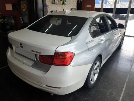 BMW320D전체랩핑,에이버리다크블루,포인트랩핑,부분랩핑,PPF,생활보호패키지,수원,화성,병점,평택랩핑,BMW전문랩핑샵,팀라비드,화성랩핑잘하는곳,수입차전문,국산차전문,카스킨샵 / 화성 봉담