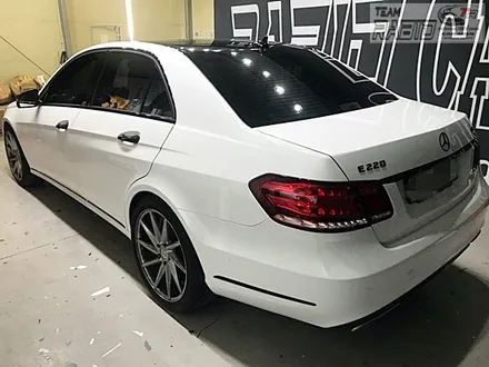 화성/향남랩핑 벤츠E클래스 전체랩핑 화이트&크롬죽이기 / 화성 봉담
