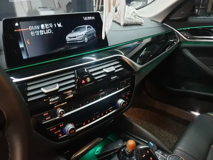 BMW520D실내랩핑,카본랩핑,실내카본,5스리즈랩핑,BMW랩핑,수원랩핑,광교랩핑,팀라비드,카스킨,프리미엄랩핑,BMW실내랩핑 / 화성 봉담