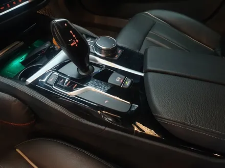 BMW520D실내랩핑,카본랩핑,실내카본,5스리즈랩핑,BMW랩핑,수원랩핑,광교랩핑,팀라비드,카스킨,프리미엄랩핑,BMW실내랩핑 / 화성 봉담