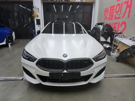 BMW 850i 전체 랩핑, 사틴 펄 화이트로 고급스럽게 변신! / 화성 봉담