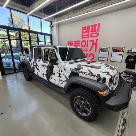 랭글러데칼,랭글러랩핑,글레디에이터,글레디에이터카모,카모랩핑,카모플라주랩핑,데칼전문,데칼,포인트랩핑,수원랩핑,화성랩핑,카스킨전문점, 팀라비드, 팀라비드카스킨,수입차랩핑,수입차전문점 / 화성 봉담읍