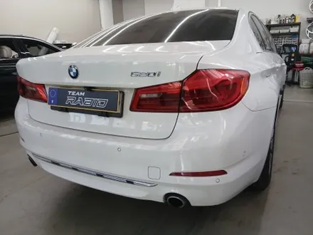 BMW 5시리즈 신형 컨버전 M 범퍼 교체 AR 고광택 블랙 랩핑 / 화성 봉담
