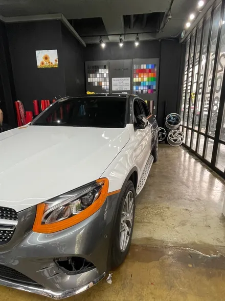 벤츠 GLC 220D 3M 화이트 유광 전체랩핑 / 화성 봉담