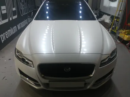 재규어 XF 전체랩핑 , 에이버리 유광 화이트 , 화이트전체랩핑 , 전체랩핑 , 화성랩핑 , 평택랩핑 ,재규어전체랩핑 , 에이버리 슈프림 / 화성 봉담