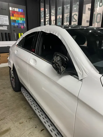 벤츠 GLC 220D 3M 화이트 유광 전체랩핑 / 화성 봉담