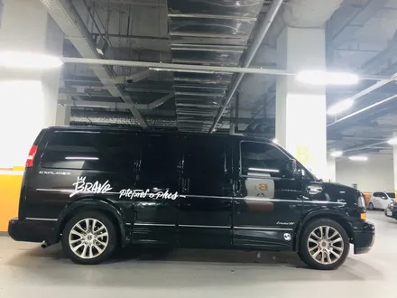 브라보픽쳐스데칼,출장데칼,실사데칼,플로팅데칼,수원랩핑,광교랩핑,팀라비드,카스킨전문점,출장전문,스타렉스랩핑,스타크래프트밴랩핑 / 화성 봉담