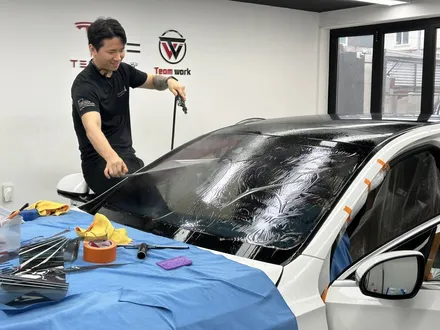 부산 벤츠 썬팅 E200 2026 화이트 3M 크리스탈라인 전면40% 신차패키지 / 부산 연제