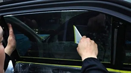 BMW 7시리즈 틴팅 마감이 들떠서 재시공을 고민중이시라면!
