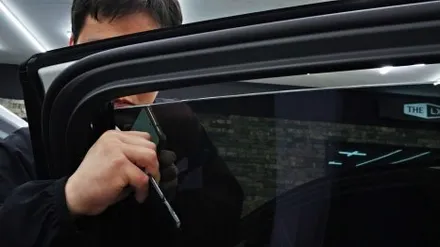 BMW 7시리즈 틴팅 마감이 들떠서 재시공을 고민중이시라면!