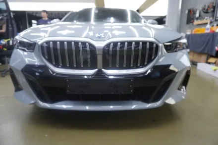 인천썬팅/서구틴팅맛집/신차패키지/BMW 530e(G60)M Spt 브루클린 그레이 메탈릭, 솔라가드프리미엄 퀀텀 28%, 14%, 유리막코팅, 생활보호ppf