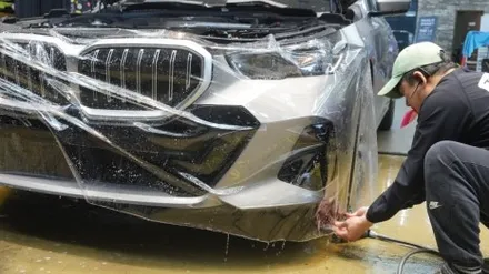 BMW 5시리즈 차량 앞범퍼, 사이드미러, 필러, 실내 - 생활보호 PPF, 썬팅 제니스 ir - 전면 30%, 측후면 15% 시공 완료