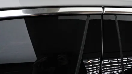 BMW 7시리즈 틴팅 마감이 들떠서 재시공을 고민중이시라면!