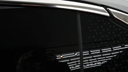 BMW 7시리즈 틴팅 마감이 들떠서 재시공을 고민중이시라면!