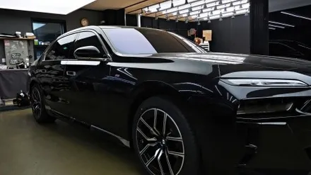 BMW 7시리즈 740i 투톤랩핑 듀오톤으로 세련미를 UP!