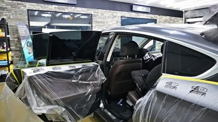 제니스 할인행사중!!! bmw 5GT 제니스썬팅틴팅으로 재시공했어요~~ by 틴모터스 / 더엘엑스인천청라원창 / 솔라가드프리미엄인천청라원창