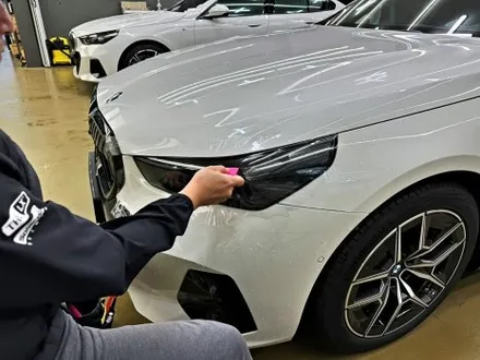 bmw 5시리즈 520i 신차패키지 고민이신가요?!