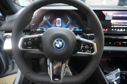 인천썬팅/서구틴팅맛집/신차패키지/BMW 530e(G60)M Spt 브루클린 그레이 메탈릭, 솔라가드프리미엄 퀀텀 28%, 14%, 유리막코팅, 생활보호ppf