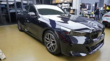 BMW 5시리즈 520i PPF 하이그로시 시공으로 차 보호해요 !