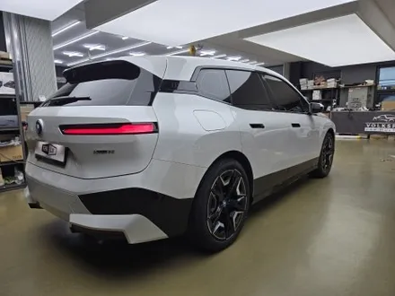 BMW IX 차량 끝판왕LX 틴팅으로 작업해드렸어요~!! by 틴모터스 / 더엘엑스인천청라원창 / 솔라가드프리미엄인천청라원창