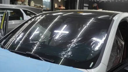 2026 BMW iX2 전면 LX 25% / 측후면 LX 15% / 썬루프 LX 15% 썬팅 시공 완료 !