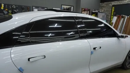 2023년식 아이오닉6 차량 썬팅 전면 LX 25%/ 측후면& 썬루프 제니스 ir 5% 재시공 !