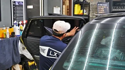 제네시스 G90 블랙 에디션 LX로 품격을 더하다!!! by 틴모터스 / 더엘엑스인천청라원창 / 솔라가드프리미엄인천청라원창