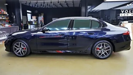 BMW 5시리즈 520i PPF 하이그로시 시공으로 차 보호해요 !