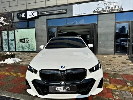 bmw 5시리즈 520i 신차패키지 고민이신가요?!
