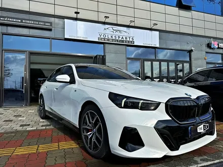 bmw 5시리즈 520i 신차패키지 고민이신가요?!