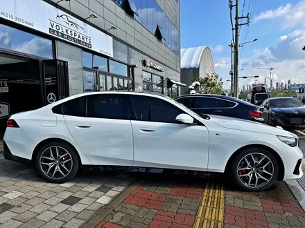 bmw 5시리즈 520i 신차패키지 고민이신가요?!